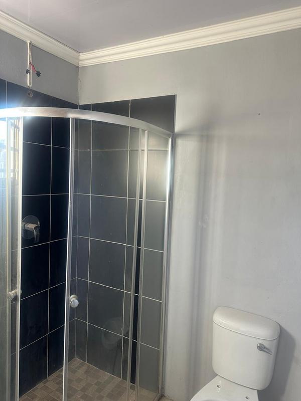 5 Bedroom Property for Sale in Manenberg Western Cape